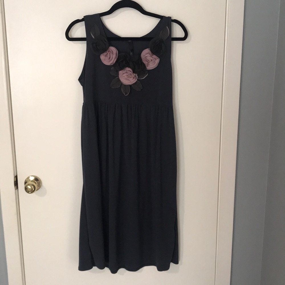 Nic&Dom gray and rose detailed dress